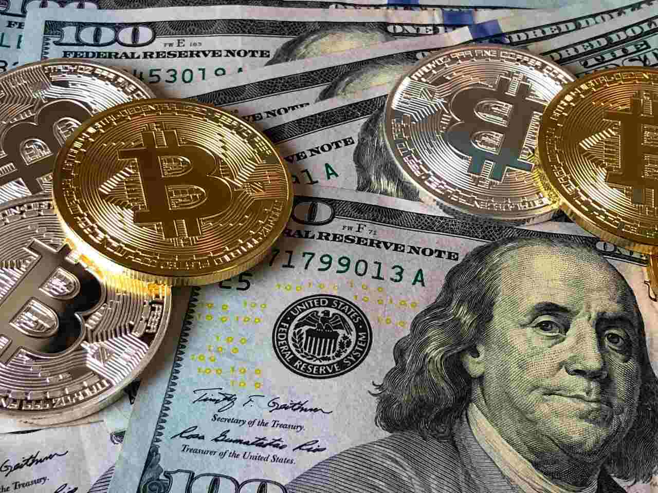 Angel Investors vs Accelerators: Who Takes More?