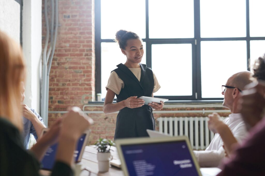 Before the pilot starts, write a simple plan. List the inputs, the outputs, the steps you will run, and the win rule. Agree on how you will track time and cost. Agree on who can say the pilot is done. Then do the work.