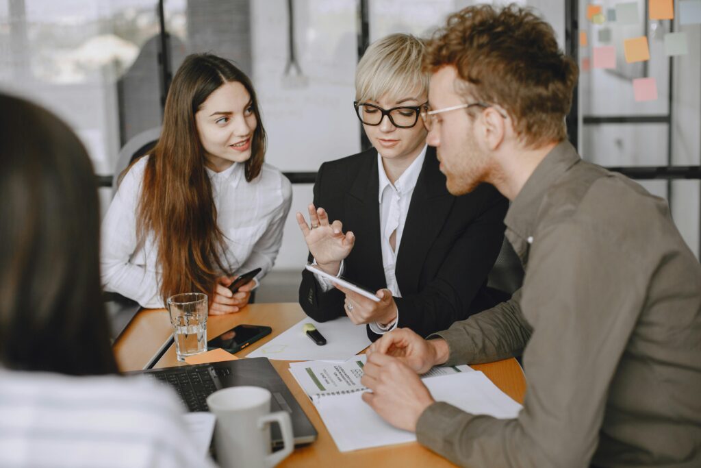 Force yourself to explain the before and the after in two short sentences. The first sentence shows the current loss in plain numbers. The second sentence shows the target state with the same unit.