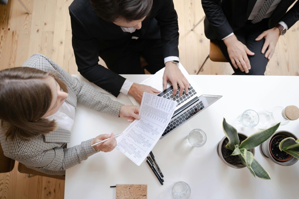 You choose the next slice by asking which unknown blocks real revenue or blocks proof for the next round. You share this plan in plain words so your team and your investors can see how each week removes risk.