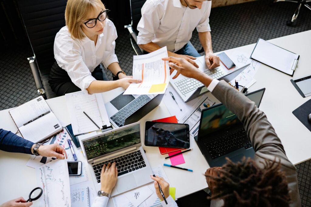 A pair of founders built a system that read vendor contracts and turned key terms into tasks in the company’s tracker. They did not pitch general contract AI. They pitched no more missed auto-renewals and penalties.